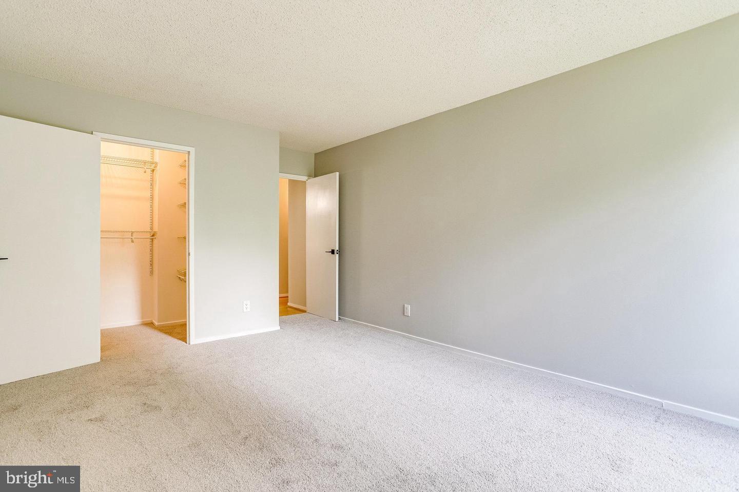 2300 PIMMIT DR #102, FALLS CHURCH, Virginia 22043, 1 Bedroom Bedrooms, ,1 BathroomBathrooms,Residential,For sale,2300 PIMMIT DR #102,VAFX2288222 MLS # VAFX2288222
