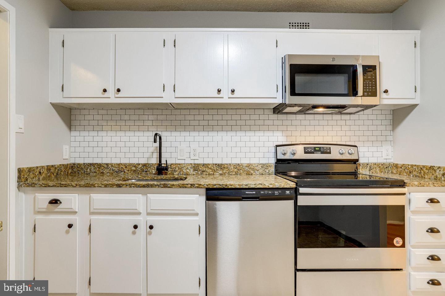 2300 PIMMIT DR #102, FALLS CHURCH, Virginia 22043, 1 Bedroom Bedrooms, ,1 BathroomBathrooms,Residential,For sale,2300 PIMMIT DR #102,VAFX2288222 MLS # VAFX2288222