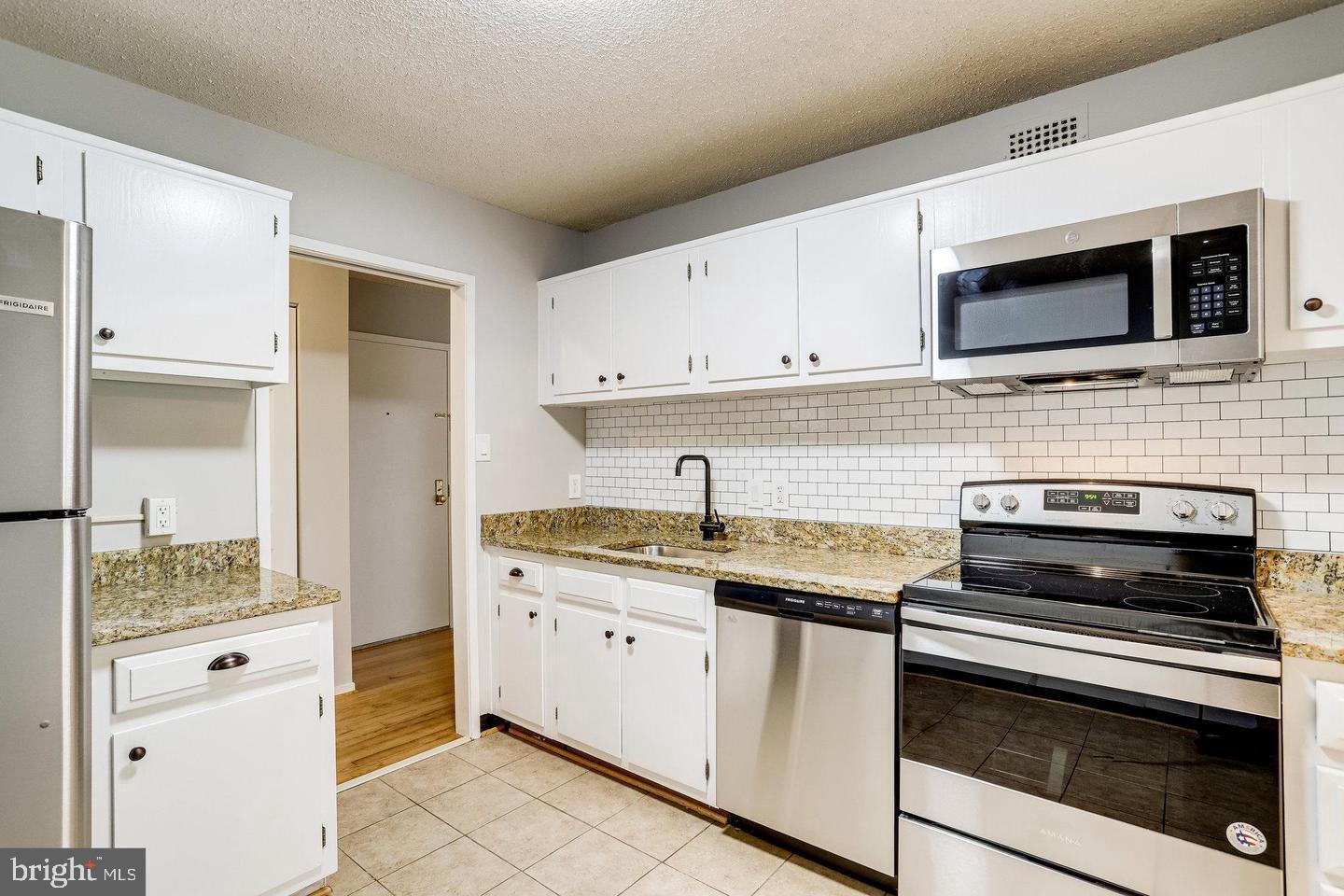 2300 PIMMIT DR #102, FALLS CHURCH, Virginia 22043, 1 Bedroom Bedrooms, ,1 BathroomBathrooms,Residential,For sale,2300 PIMMIT DR #102,VAFX2288222 MLS # VAFX2288222