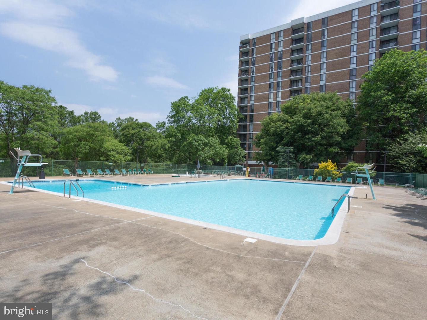 2300 PIMMIT DR #102, FALLS CHURCH, Virginia 22043, 1 Bedroom Bedrooms, ,1 BathroomBathrooms,Residential,For sale,2300 PIMMIT DR #102,VAFX2288222 MLS # VAFX2288222