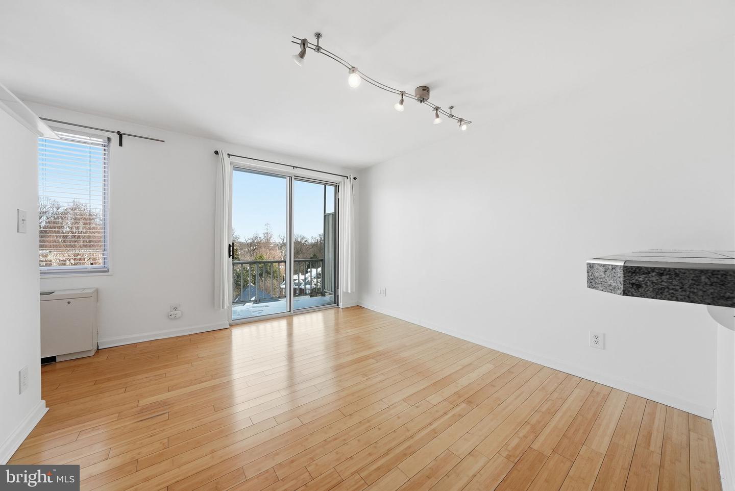 2829 CONNECTICUT AVE NW #709, WASHINGTON, District Of Columbia 20008, ,1 BathroomBathrooms,Residential,For sale,2829 CONNECTICUT AVE NW #709,DCDC2243974 MLS # DCDC2243974 2829 CONNECTICUT AVE NW #709, WASHINGTON, District Of Columbia 20008, ,1 BathroomBathrooms,Residential,For sale,2829 CONNECTICUT AVE NW #709,DCDC2243974 MLS # DCDC2243974