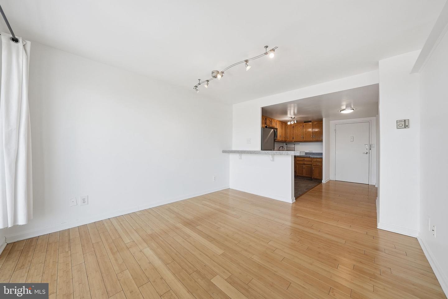 2829 CONNECTICUT AVE NW #709, WASHINGTON, District Of Columbia 20008, ,1 BathroomBathrooms,Residential,For sale,2829 CONNECTICUT AVE NW #709,DCDC2243974 MLS # DCDC2243974 2829 CONNECTICUT AVE NW #709, WASHINGTON, District Of Columbia 20008, ,1 BathroomBathrooms,Residential,For sale,2829 CONNECTICUT AVE NW #709,DCDC2243974 MLS # DCDC2243974