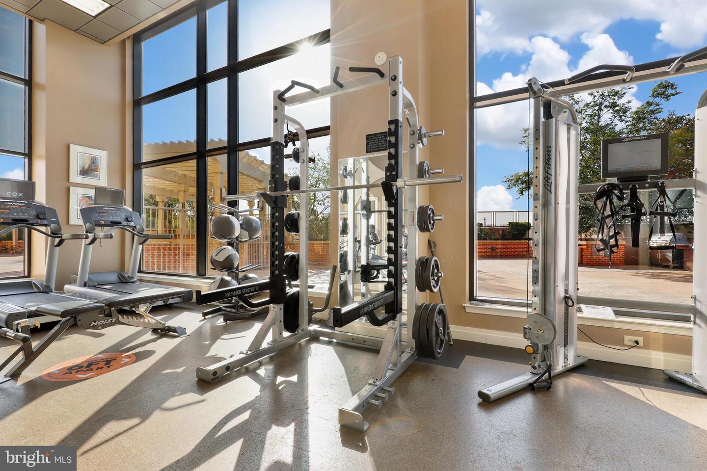 2451 MIDTOWN AVE #203, ALEXANDRIA, Virginia 22303, 2 Bedrooms Bedrooms, ,2 BathroomsBathrooms,Residential,For sale,2451 MIDTOWN AVE #203,VAFX2288560 MLS # VAFX2288560