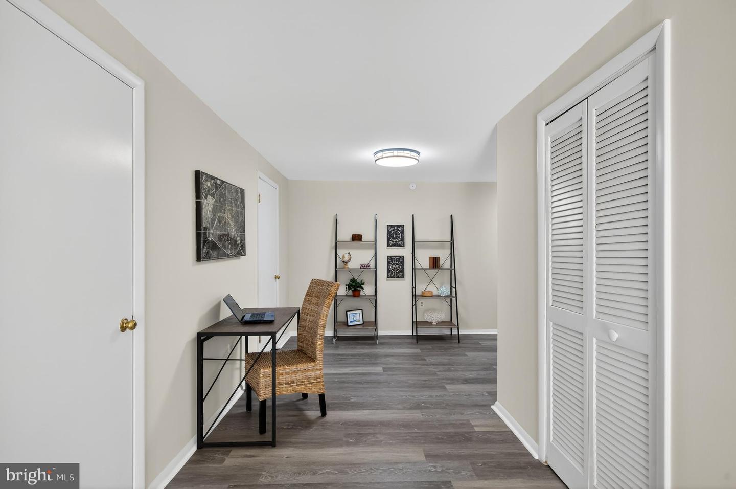 6077 HOLLOW HILL LN, SPRINGFIELD, Virginia 22152, 3 Bedrooms Bedrooms, ,2 BathroomsBathrooms,Residential,For sale,6077 HOLLOW HILL LN,VAFX2288658 MLS # VAFX2288658 6077 HOLLOW HILL LN, SPRINGFIELD, Virginia 22152, 3 Bedrooms Bedrooms, ,2 BathroomsBathrooms,Residential,For sale,6077 HOLLOW HILL LN,VAFX2288658 MLS # VAFX2288658