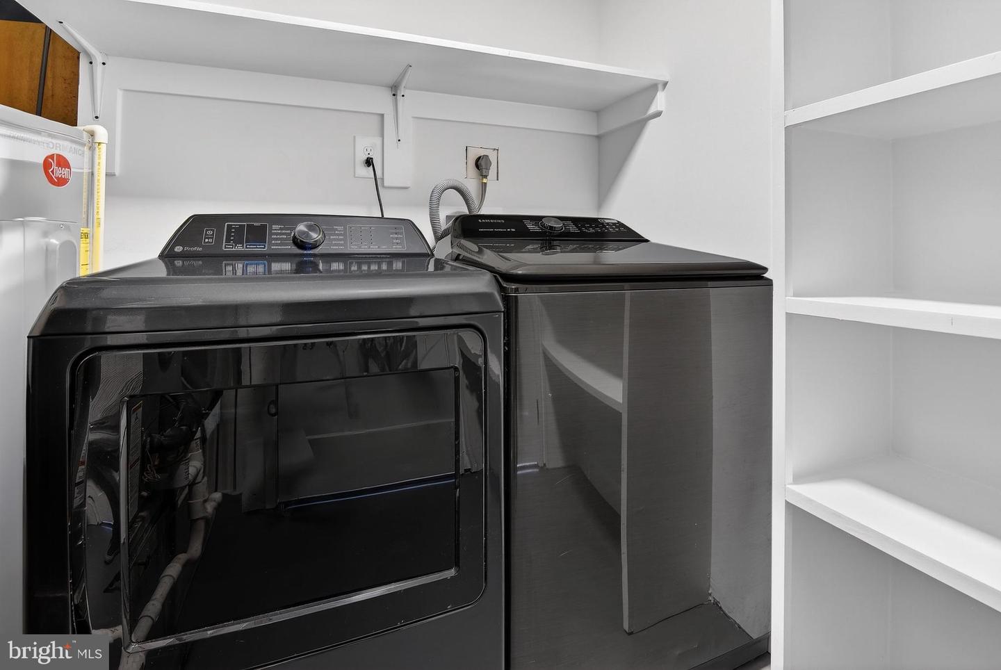 9319 WOODLEA CT, MANASSAS, Virginia 20110, 3 Bedrooms Bedrooms, ,1 BathroomBathrooms,Residential,For sale,9319 WOODLEA CT,VAMN2010184 MLS # VAMN2010184