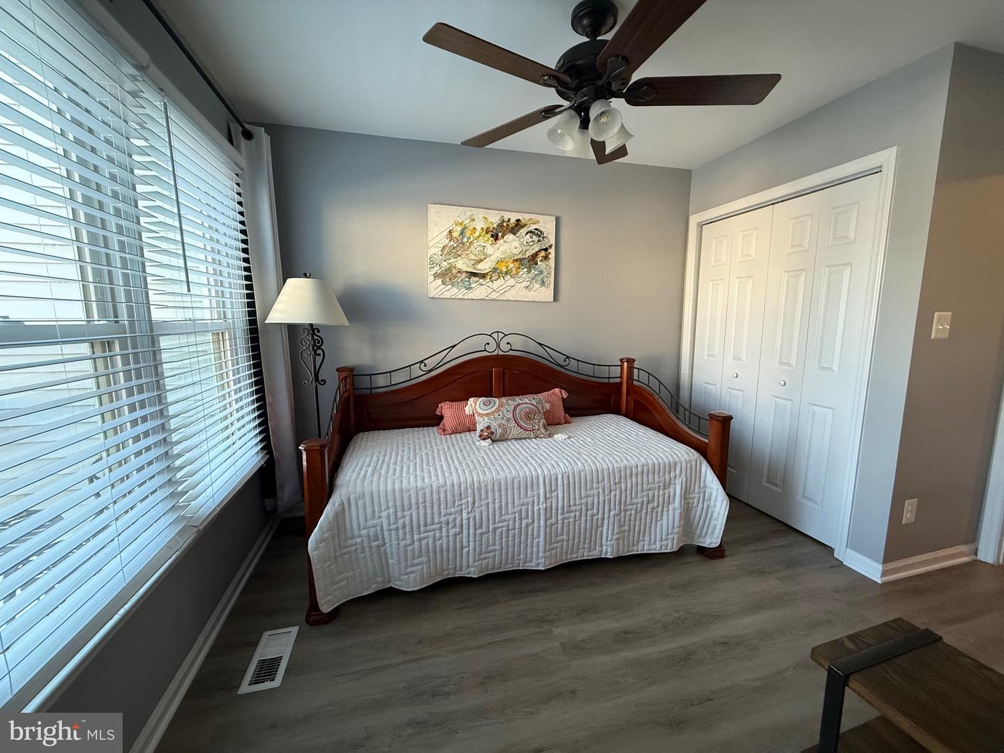 6012 CHESTNUT HOLLOW CT, CENTREVILLE, Virginia 20121, 2 Bedrooms Bedrooms, ,1 BathroomBathrooms,Residential,For sale,6012 CHESTNUT HOLLOW CT,VAFX2289402 MLS # VAFX2289402