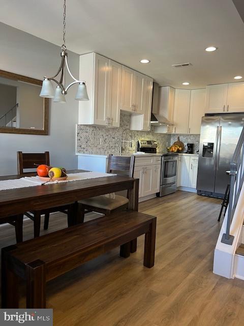 6012 CHESTNUT HOLLOW CT, CENTREVILLE, Virginia 20121, 2 Bedrooms Bedrooms, ,1 BathroomBathrooms,Residential,For sale,6012 CHESTNUT HOLLOW CT,VAFX2289402 MLS # VAFX2289402