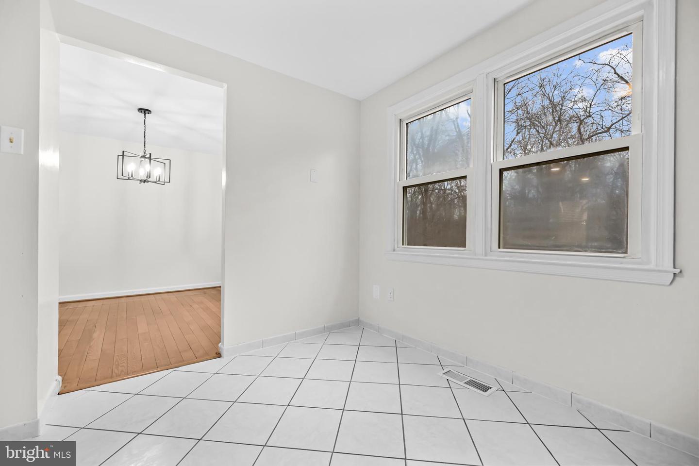 3051 SILENT VALLEY DR, FAIRFAX, Virginia 22031, 3 Bedrooms Bedrooms, ,2 BathroomsBathrooms,Residential,For sale,3051 SILENT VALLEY DR,VAFX2289840 MLS # VAFX2289840