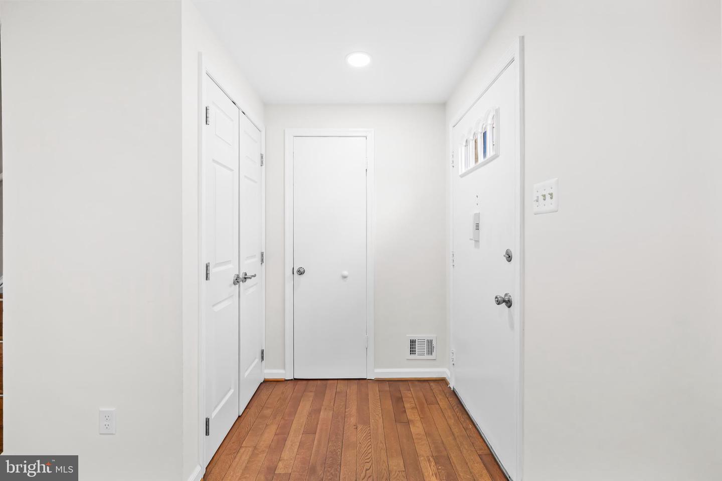 3051 SILENT VALLEY DR, FAIRFAX, Virginia 22031, 3 Bedrooms Bedrooms, ,2 BathroomsBathrooms,Residential,For sale,3051 SILENT VALLEY DR,VAFX2289840 MLS # VAFX2289840