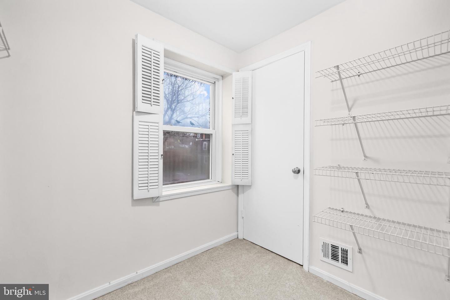 3051 SILENT VALLEY DR, FAIRFAX, Virginia 22031, 3 Bedrooms Bedrooms, ,2 BathroomsBathrooms,Residential,For sale,3051 SILENT VALLEY DR,VAFX2289840 MLS # VAFX2289840