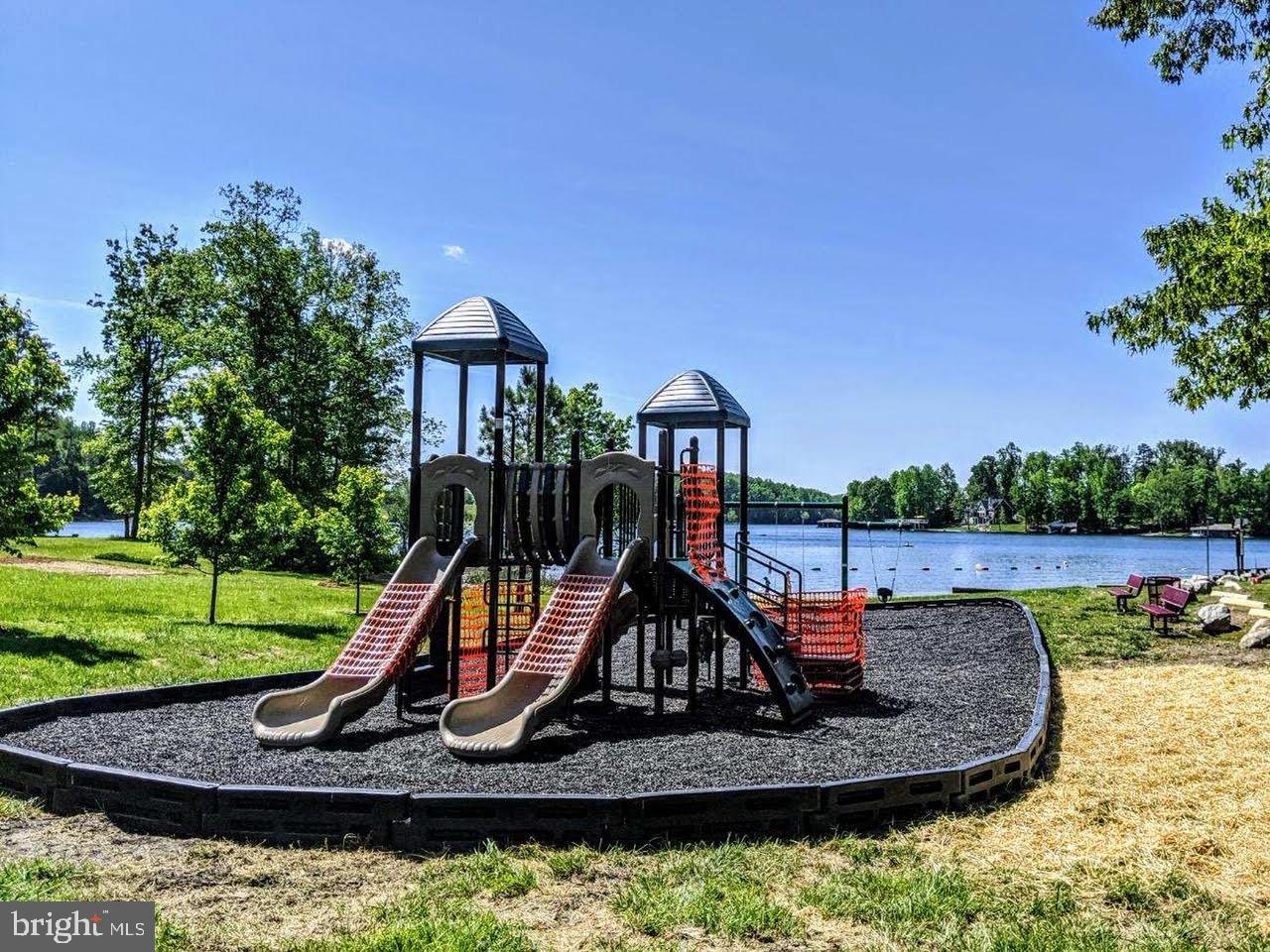 1958 WINCHESTER TRL, MINERAL, Virginia 23117, 5 Bedrooms Bedrooms, 20 Rooms Rooms,4 BathroomsBathrooms,Residential,For sale,1958 WINCHESTER TRL,VALA2009268 MLS # VALA2009268