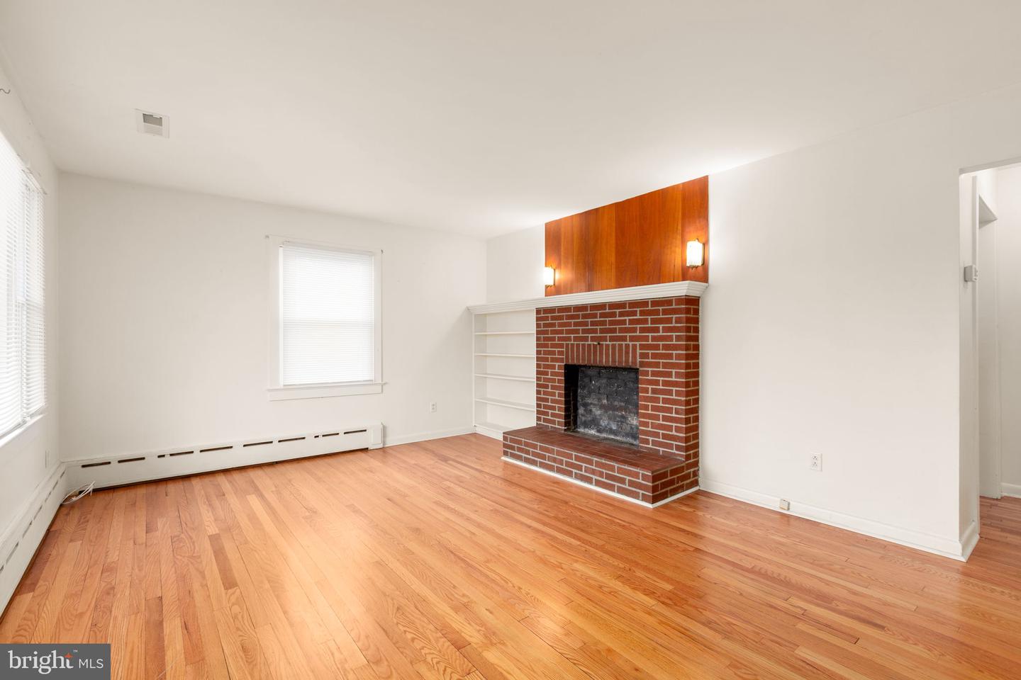 1416 WARRENTON RD, FREDERICKSBURG, Virginia 22406, 3 Bedrooms Bedrooms, ,1 BathroomBathrooms,Residential,For sale,1416 WARRENTON RD,VAST2045958 MLS # VAST2045958