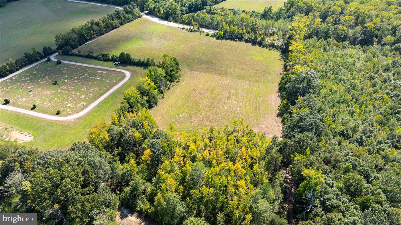 1416 WARRENTON RD, FREDERICKSBURG, Virginia 22406, 3 Bedrooms Bedrooms, ,1 BathroomBathrooms,Residential,For sale,1416 WARRENTON RD,VAST2045958 MLS # VAST2045958