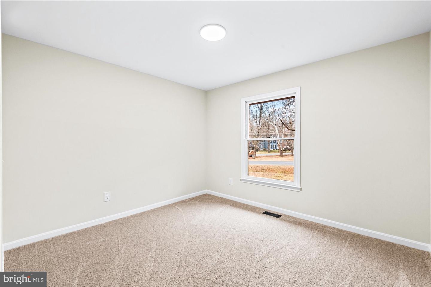 1210 RICHMOND DR, STAFFORD, Virginia 22554, 5 Bedrooms Bedrooms, ,3 BathroomsBathrooms,Residential,For sale,1210 RICHMOND DR,VAST2045980 MLS # VAST2045980