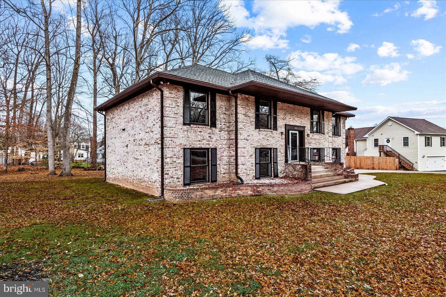 1210 RICHMOND DR, STAFFORD, Virginia 22554, 5 Bedrooms Bedrooms, ,3 BathroomsBathrooms,Residential,For sale,1210 RICHMOND DR,VAST2045980 MLS # VAST2045980