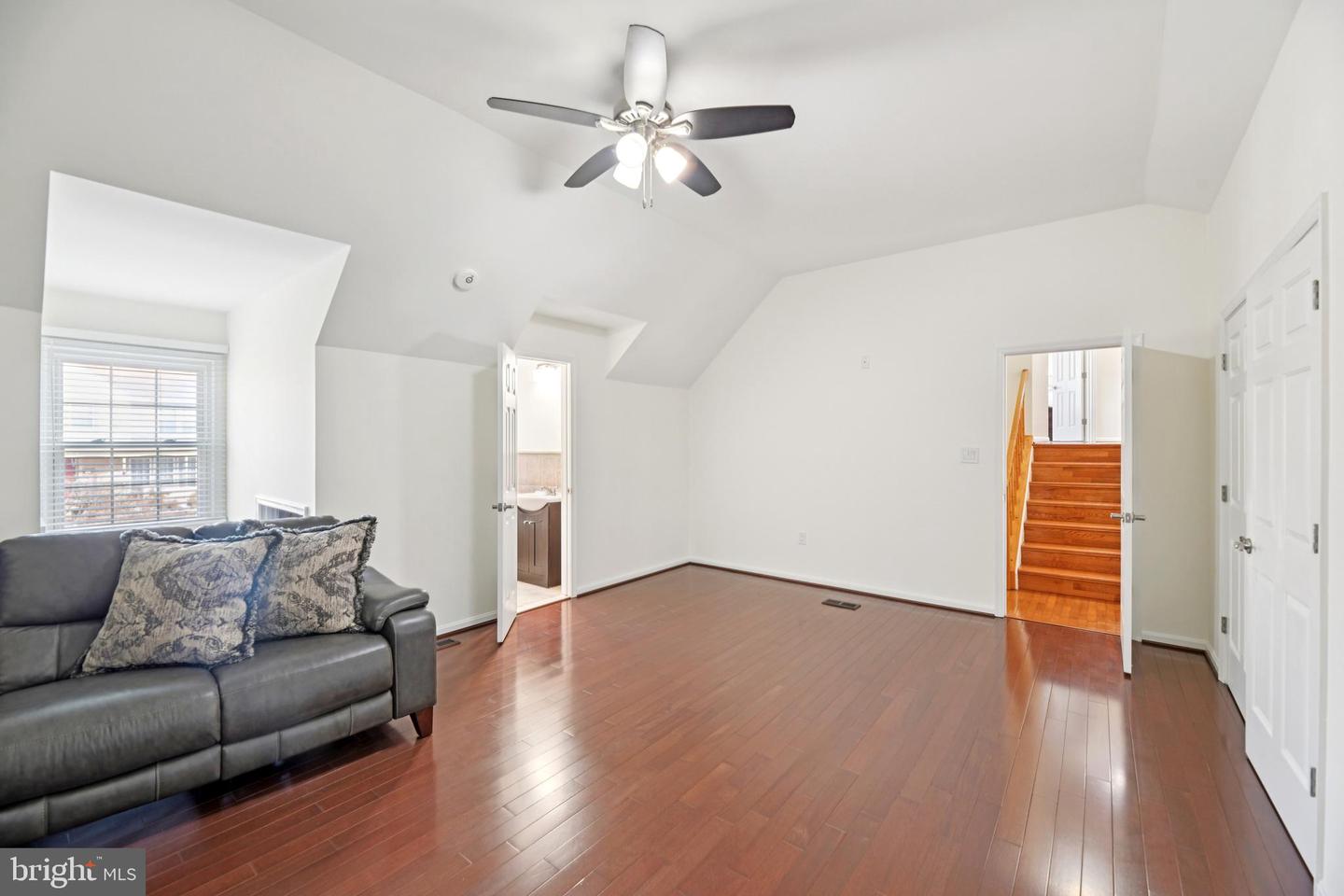 111 CONNEMARA DR, STERLING, Virginia 20164, 4 Bedrooms Bedrooms, ,3 BathroomsBathrooms,Residential,For sale,111 CONNEMARA DR,VALO2115840 MLS # VALO2115840