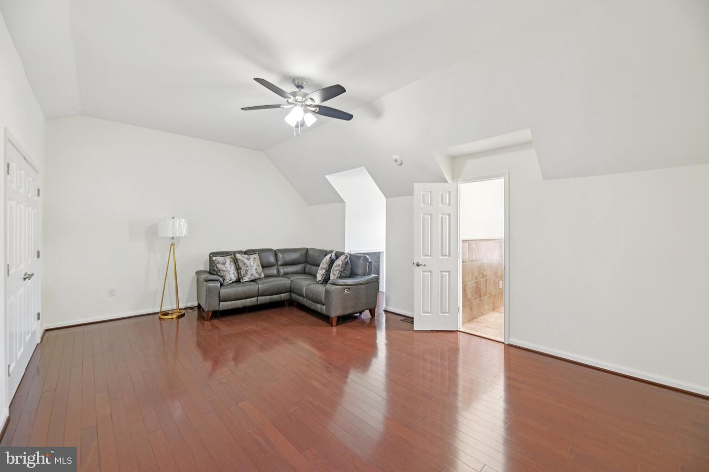 111 CONNEMARA DR, STERLING, Virginia 20164, 4 Bedrooms Bedrooms, ,3 BathroomsBathrooms,Residential,For sale,111 CONNEMARA DR,VALO2115840 MLS # VALO2115840