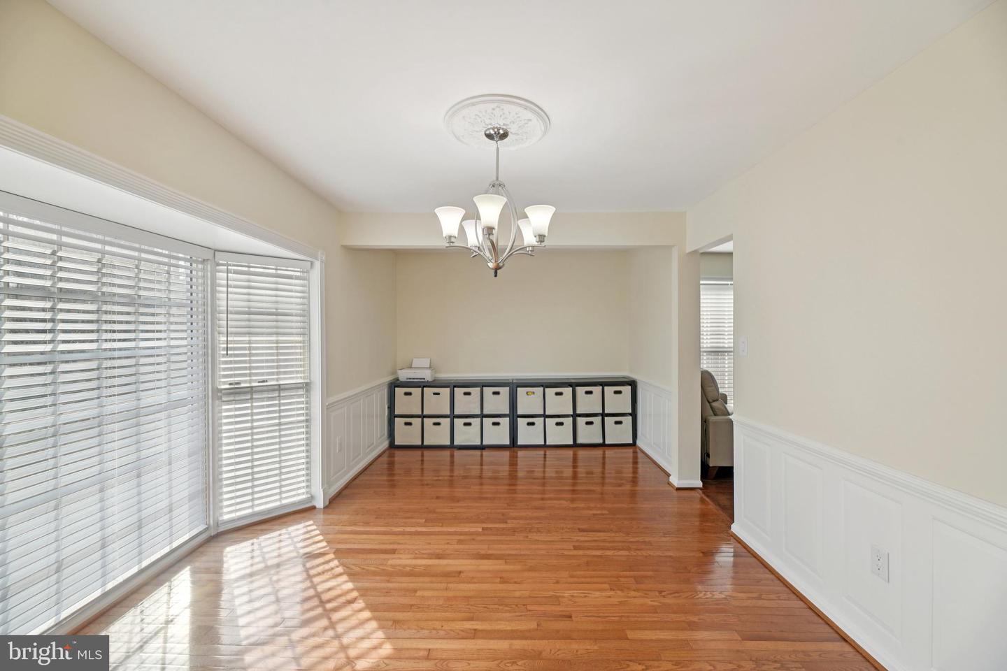 111 CONNEMARA DR, STERLING, Virginia 20164, 4 Bedrooms Bedrooms, ,3 BathroomsBathrooms,Residential,For sale,111 CONNEMARA DR,VALO2115840 MLS # VALO2115840