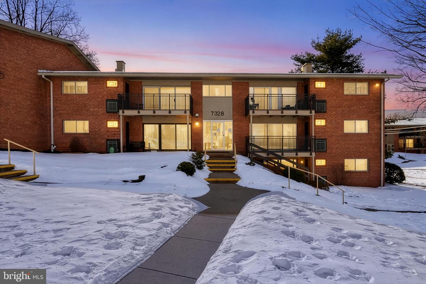 7328 ROUTE 29 #28/202, FALLS CHURCH, Virginia 22046, 1 Bedroom Bedrooms, ,1 BathroomBathrooms,Residential,For sale,7328 ROUTE 29 #28/202,VAFX2290968 MLS # VAFX2290968