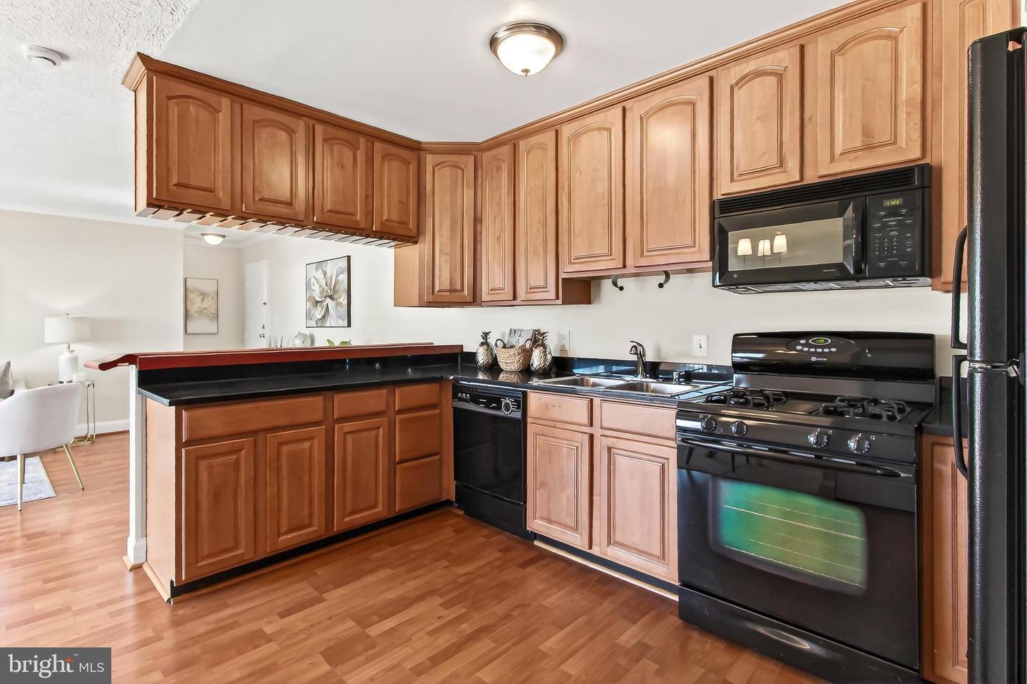 7328 ROUTE 29 #28/202, FALLS CHURCH, Virginia 22046, 1 Bedroom Bedrooms, ,1 BathroomBathrooms,Residential,For sale,7328 ROUTE 29 #28/202,VAFX2290968 MLS # VAFX2290968