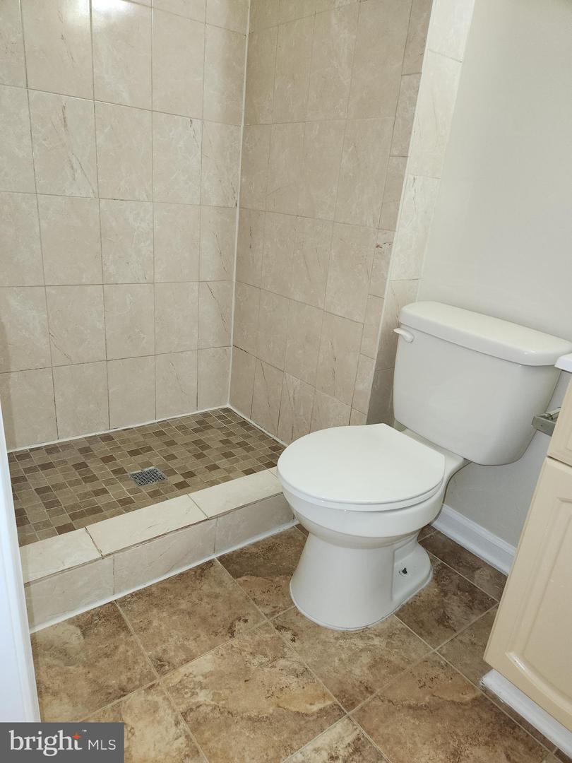 5422 LONG BOAT CT, FAIRFAX, Virginia 22032, 3 Bedrooms Bedrooms, ,2 BathroomsBathrooms,Residential,For sale,5422 LONG BOAT CT,VAFX2291048 MLS # VAFX2291048