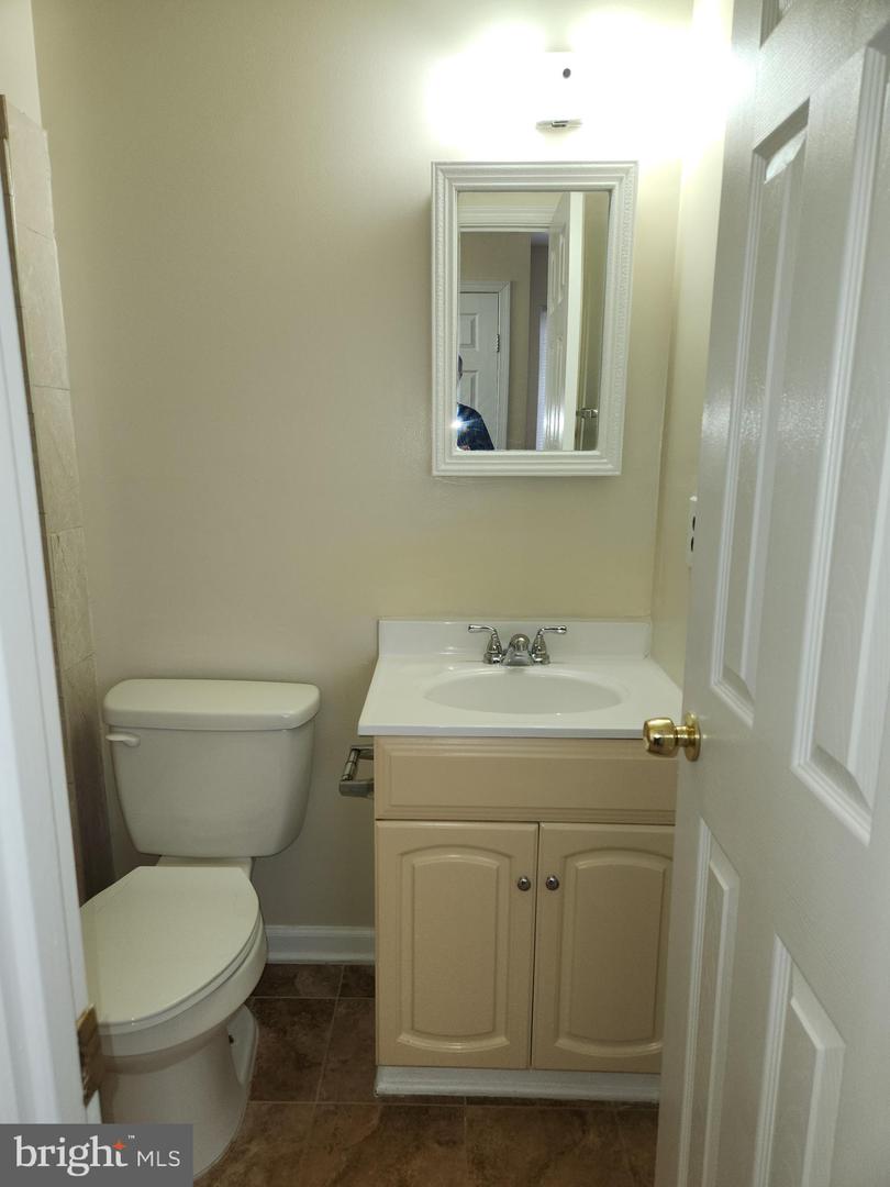 5422 LONG BOAT CT, FAIRFAX, Virginia 22032, 3 Bedrooms Bedrooms, ,2 BathroomsBathrooms,Residential,For sale,5422 LONG BOAT CT,VAFX2291048 MLS # VAFX2291048