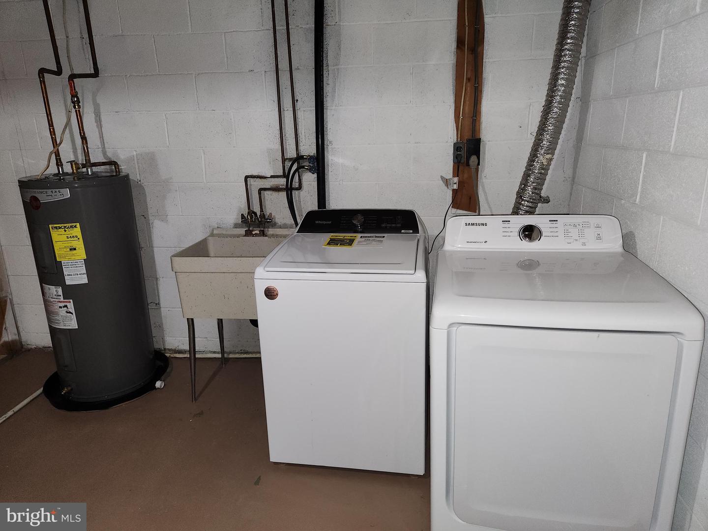 5422 LONG BOAT CT, FAIRFAX, Virginia 22032, 3 Bedrooms Bedrooms, ,2 BathroomsBathrooms,Residential,For sale,5422 LONG BOAT CT,VAFX2291048 MLS # VAFX2291048