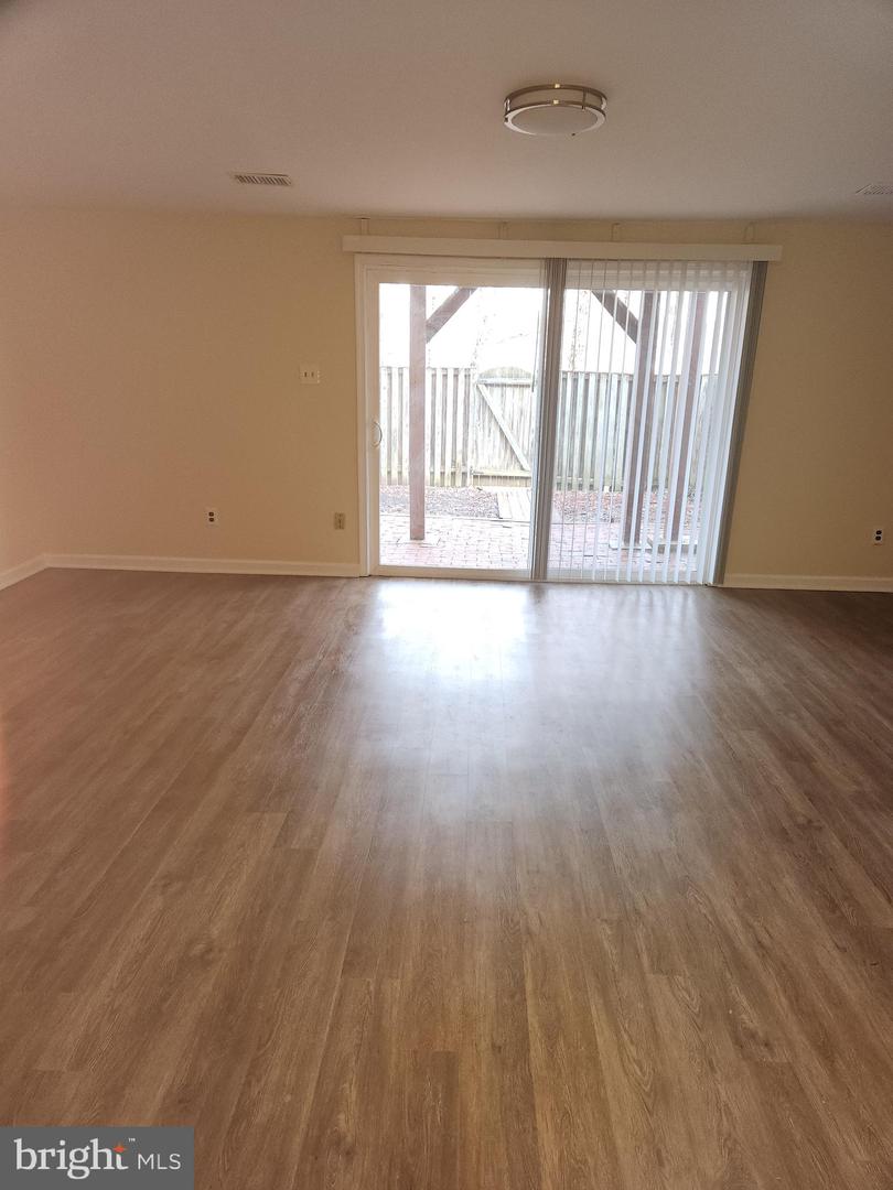 5422 LONG BOAT CT, FAIRFAX, Virginia 22032, 3 Bedrooms Bedrooms, ,2 BathroomsBathrooms,Residential,For sale,5422 LONG BOAT CT,VAFX2291048 MLS # VAFX2291048