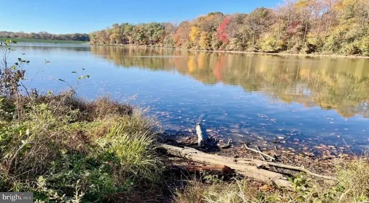 5422 LONG BOAT CT, FAIRFAX, Virginia 22032, 3 Bedrooms Bedrooms, ,2 BathroomsBathrooms,Residential,For sale,5422 LONG BOAT CT,VAFX2291048 MLS # VAFX2291048