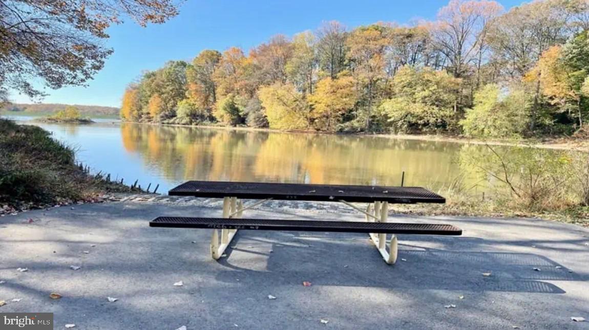 5422 LONG BOAT CT, FAIRFAX, Virginia 22032, 3 Bedrooms Bedrooms, ,2 BathroomsBathrooms,Residential,For sale,5422 LONG BOAT CT,VAFX2291048 MLS # VAFX2291048