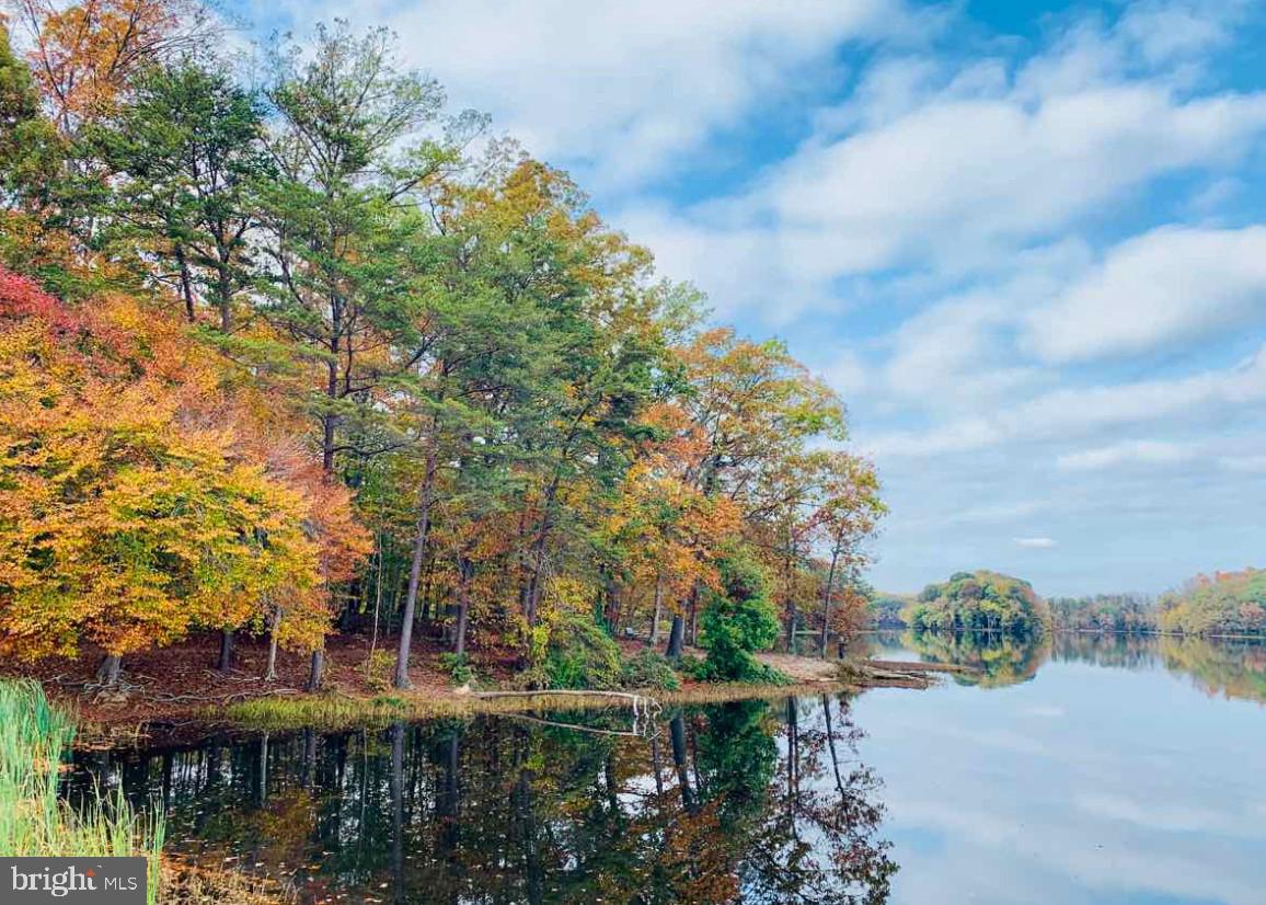 5422 LONG BOAT CT, FAIRFAX, Virginia 22032, 3 Bedrooms Bedrooms, ,2 BathroomsBathrooms,Residential,For sale,5422 LONG BOAT CT,VAFX2291048 MLS # VAFX2291048