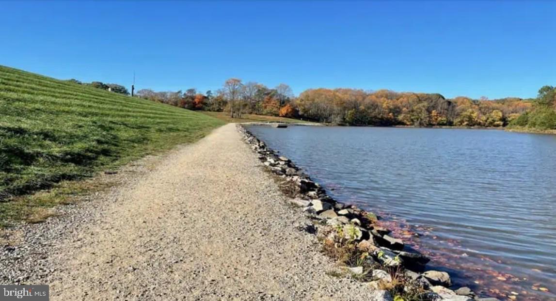 5422 LONG BOAT CT, FAIRFAX, Virginia 22032, 3 Bedrooms Bedrooms, ,2 BathroomsBathrooms,Residential,For sale,5422 LONG BOAT CT,VAFX2291048 MLS # VAFX2291048