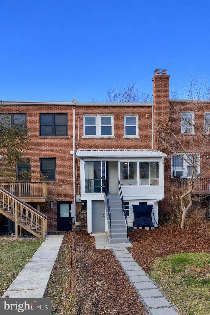 214 JEFFERSON ST NW, WASHINGTON, District Of Columbia 20011, 3 Bedrooms Bedrooms, ,2 BathroomsBathrooms,Residential,For sale,214 JEFFERSON ST NW,DCDC2246318 MLS # DCDC2246318