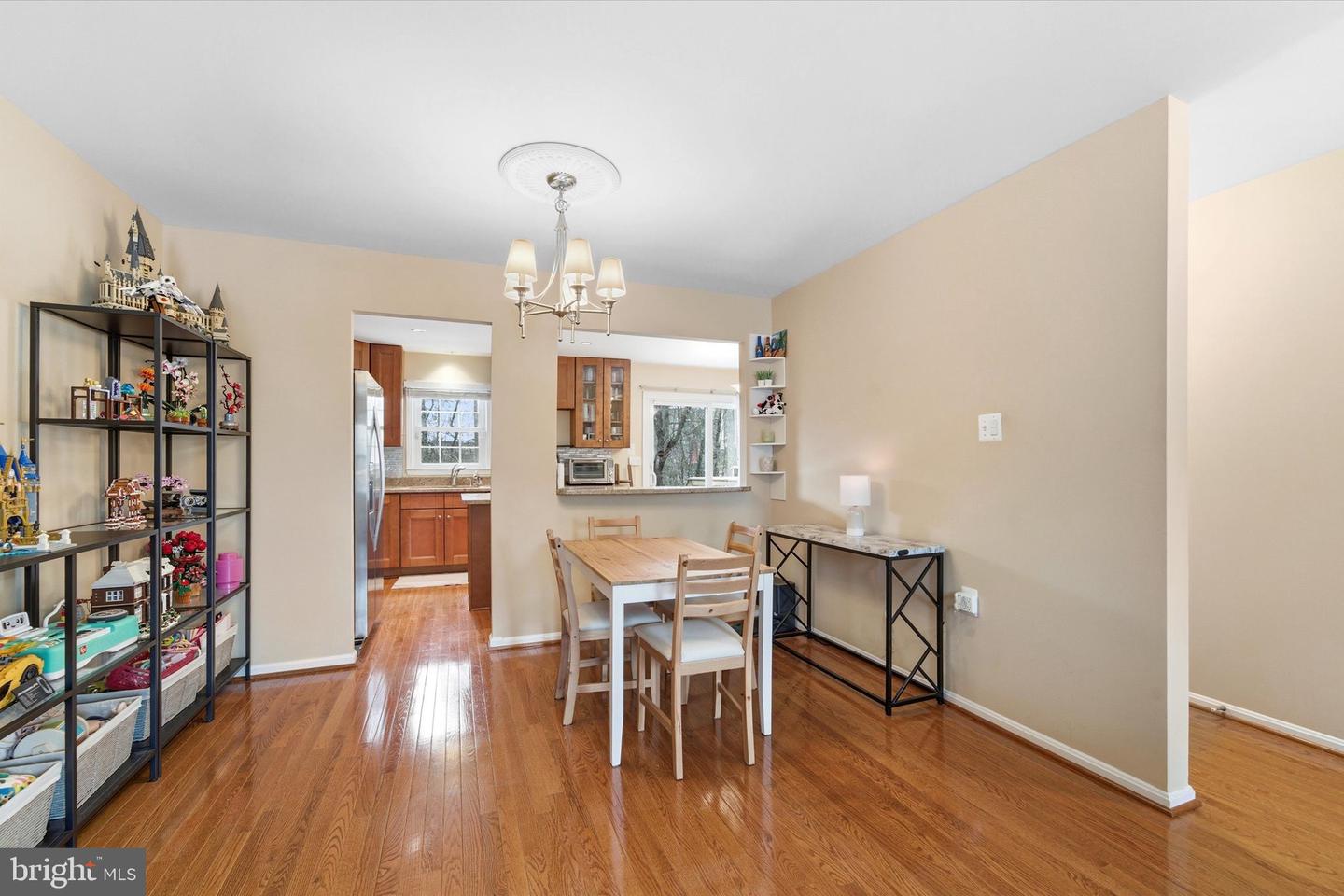 13961 WATER POND CT, CENTREVILLE, Virginia 20121, 3 Bedrooms Bedrooms, 13 Rooms Rooms,2 BathroomsBathrooms,Residential,For sale,13961 WATER POND CT,VAFX2291218 MLS # VAFX2291218