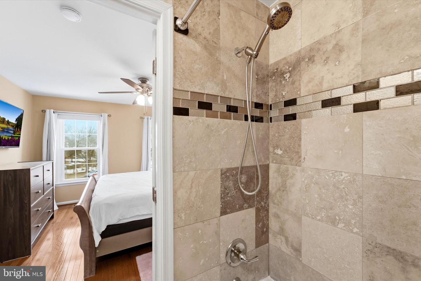 13961 WATER POND CT, CENTREVILLE, Virginia 20121, 3 Bedrooms Bedrooms, 13 Rooms Rooms,2 BathroomsBathrooms,Residential,For sale,13961 WATER POND CT,VAFX2291218 MLS # VAFX2291218