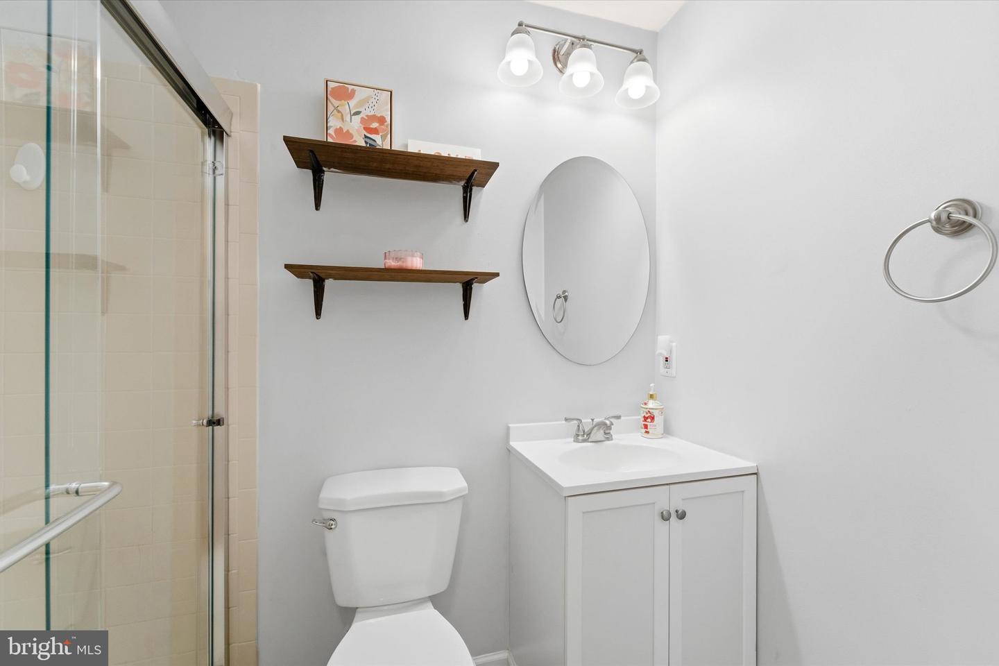 13961 WATER POND CT, CENTREVILLE, Virginia 20121, 3 Bedrooms Bedrooms, 13 Rooms Rooms,2 BathroomsBathrooms,Residential,For sale,13961 WATER POND CT,VAFX2291218 MLS # VAFX2291218