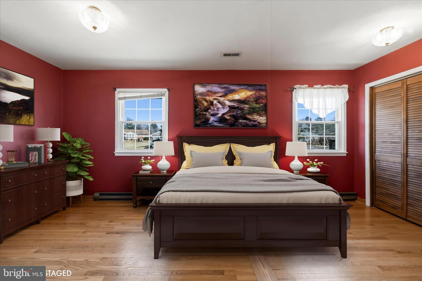 200 WASHINGTON AVE, FRONT ROYAL, Virginia 22630, 2 Bedrooms Bedrooms, 5 Rooms Rooms,1 BathroomBathrooms,Residential,For sale,200 WASHINGTON AVE,VAWR2013424 MLS # VAWR2013424