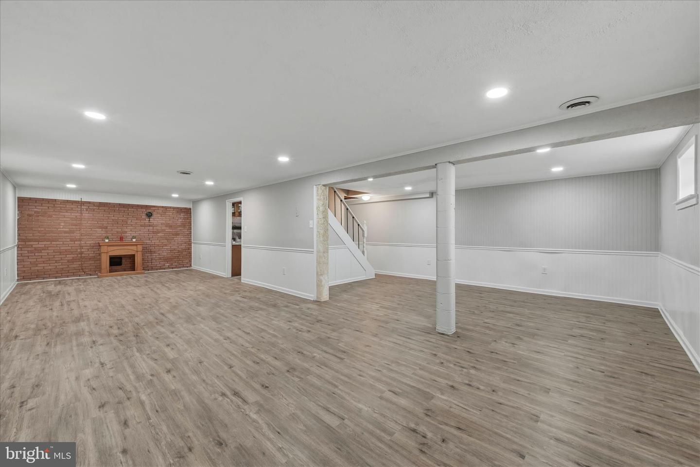 200 WASHINGTON AVE, FRONT ROYAL, Virginia 22630, 2 Bedrooms Bedrooms, 5 Rooms Rooms,1 BathroomBathrooms,Residential,For sale,200 WASHINGTON AVE,VAWR2013424 MLS # VAWR2013424