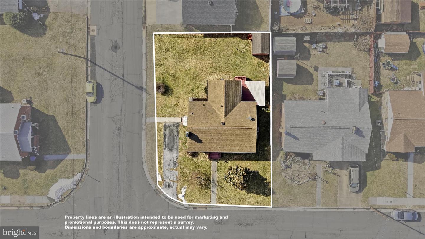 200 WASHINGTON AVE, FRONT ROYAL, Virginia 22630, 2 Bedrooms Bedrooms, 5 Rooms Rooms,1 BathroomBathrooms,Residential,For sale,200 WASHINGTON AVE,VAWR2013424 MLS # VAWR2013424