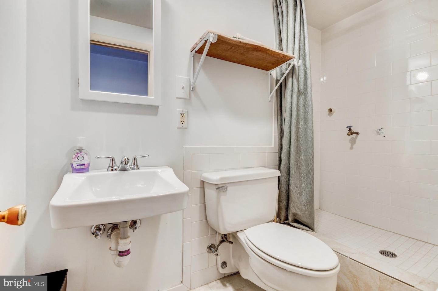 5176 FULTON ST NW, WASHINGTON, District Of Columbia 20016, 3 Bedrooms Bedrooms, ,2 BathroomsBathrooms,Residential,For sale,5176 FULTON ST NW,DCDC2246366 MLS # DCDC2246366