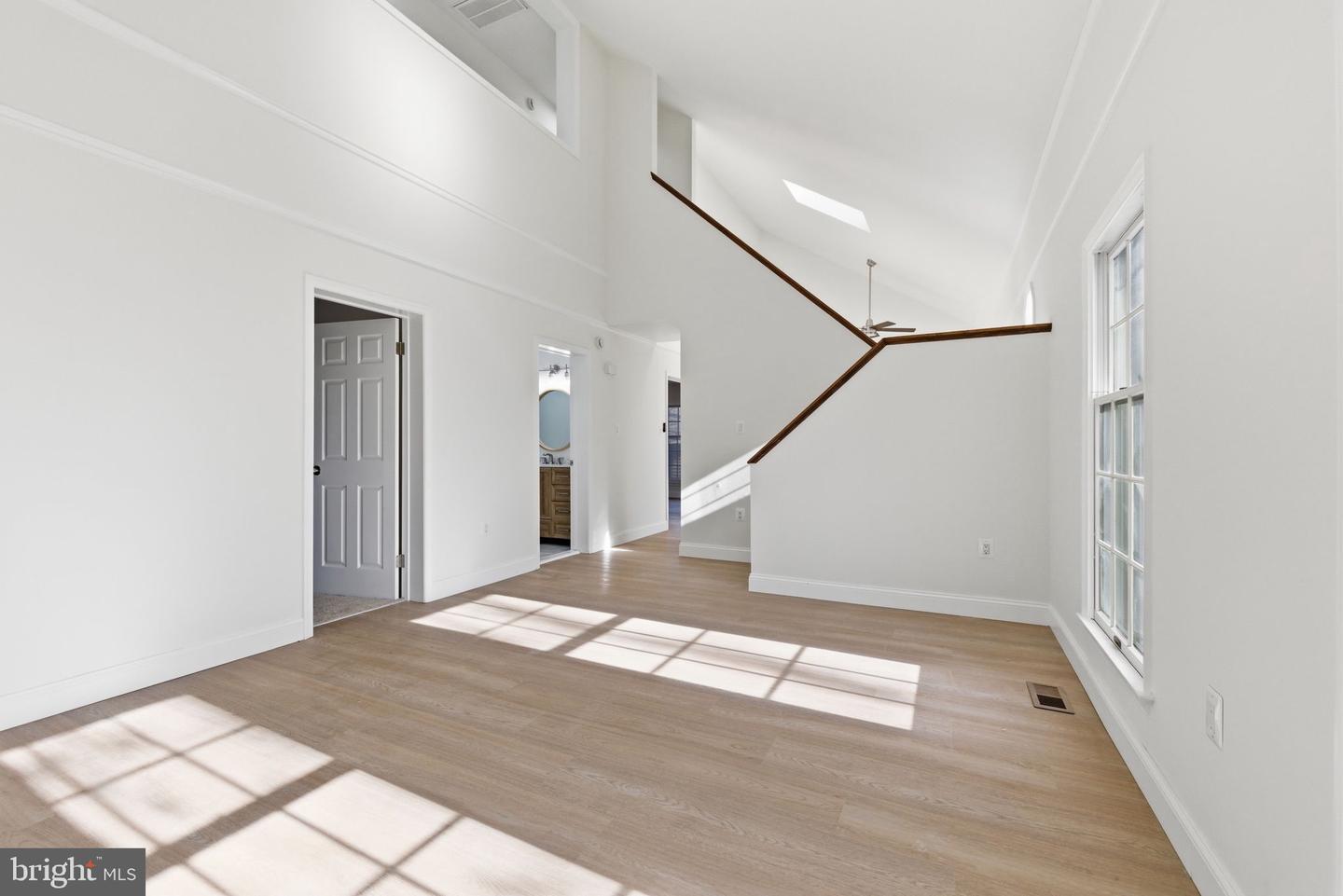 109 HILLTOP CT, CROSS JUNCTION, Virginia 22625, 3 Bedrooms Bedrooms, 7 Rooms Rooms,2 BathroomsBathrooms,Residential,For sale,109 HILLTOP CT,VAFV2039644 MLS # VAFV2039644