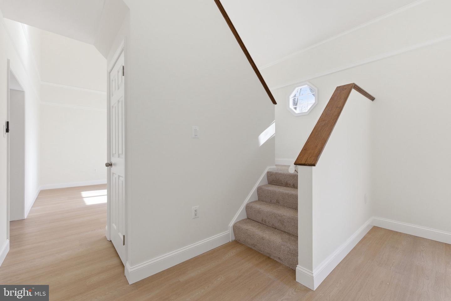 109 HILLTOP CT, CROSS JUNCTION, Virginia 22625, 3 Bedrooms Bedrooms, 7 Rooms Rooms,2 BathroomsBathrooms,Residential,For sale,109 HILLTOP CT,VAFV2039644 MLS # VAFV2039644