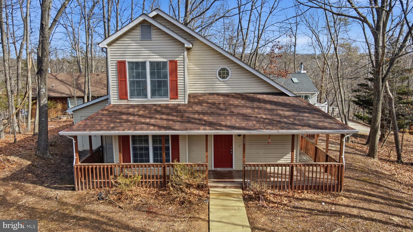 109 HILLTOP CT, CROSS JUNCTION, Virginia 22625, 3 Bedrooms Bedrooms, 7 Rooms Rooms,2 BathroomsBathrooms,Residential,For sale,109 HILLTOP CT,VAFV2039644 MLS # VAFV2039644