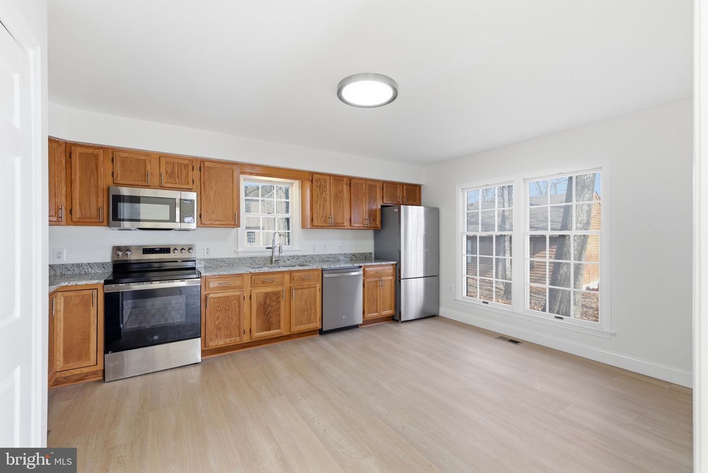 109 HILLTOP CT, CROSS JUNCTION, Virginia 22625, 3 Bedrooms Bedrooms, 7 Rooms Rooms,2 BathroomsBathrooms,Residential,For sale,109 HILLTOP CT,VAFV2039644 MLS # VAFV2039644