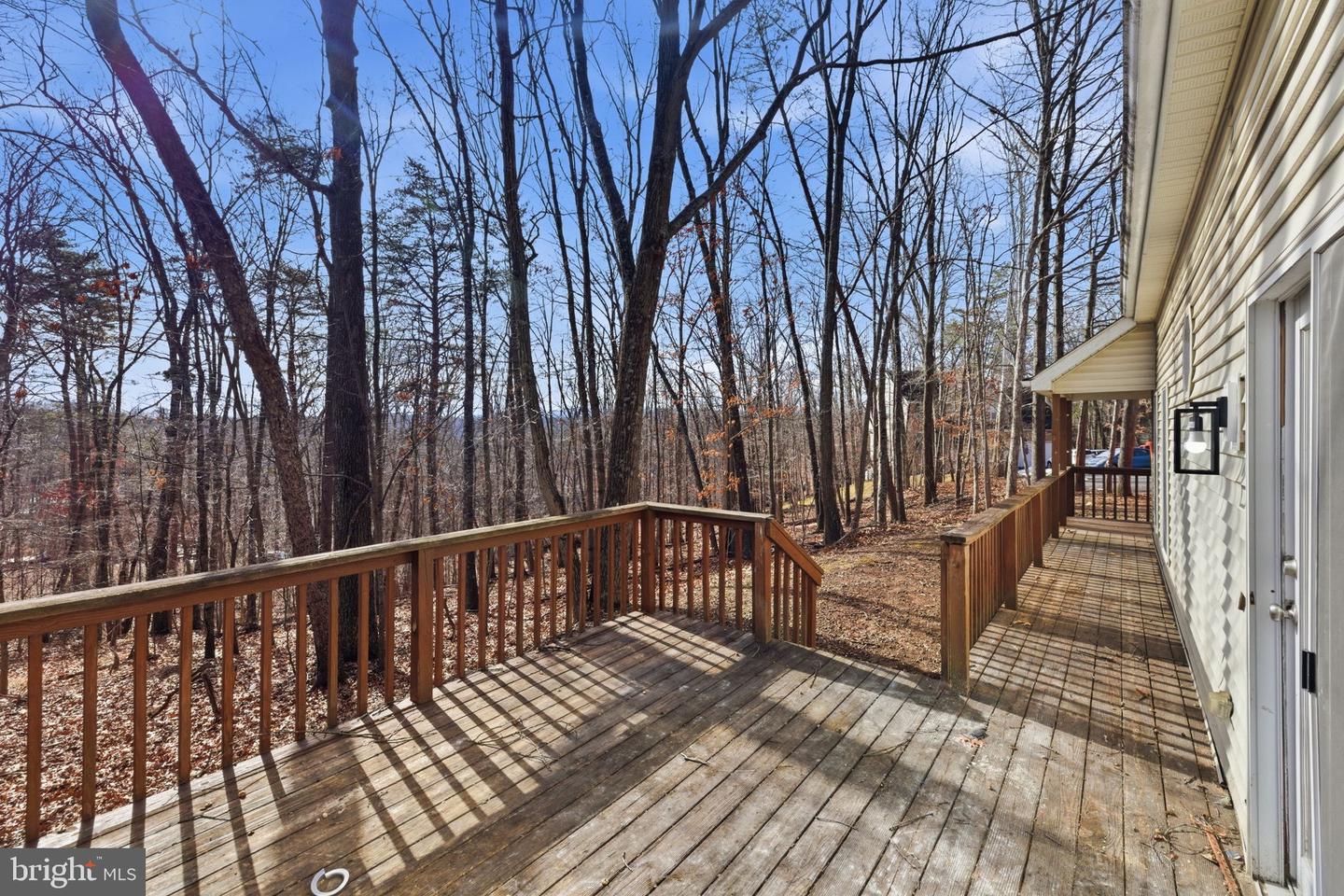 109 HILLTOP CT, CROSS JUNCTION, Virginia 22625, 3 Bedrooms Bedrooms, 7 Rooms Rooms,2 BathroomsBathrooms,Residential,For sale,109 HILLTOP CT,VAFV2039644 MLS # VAFV2039644