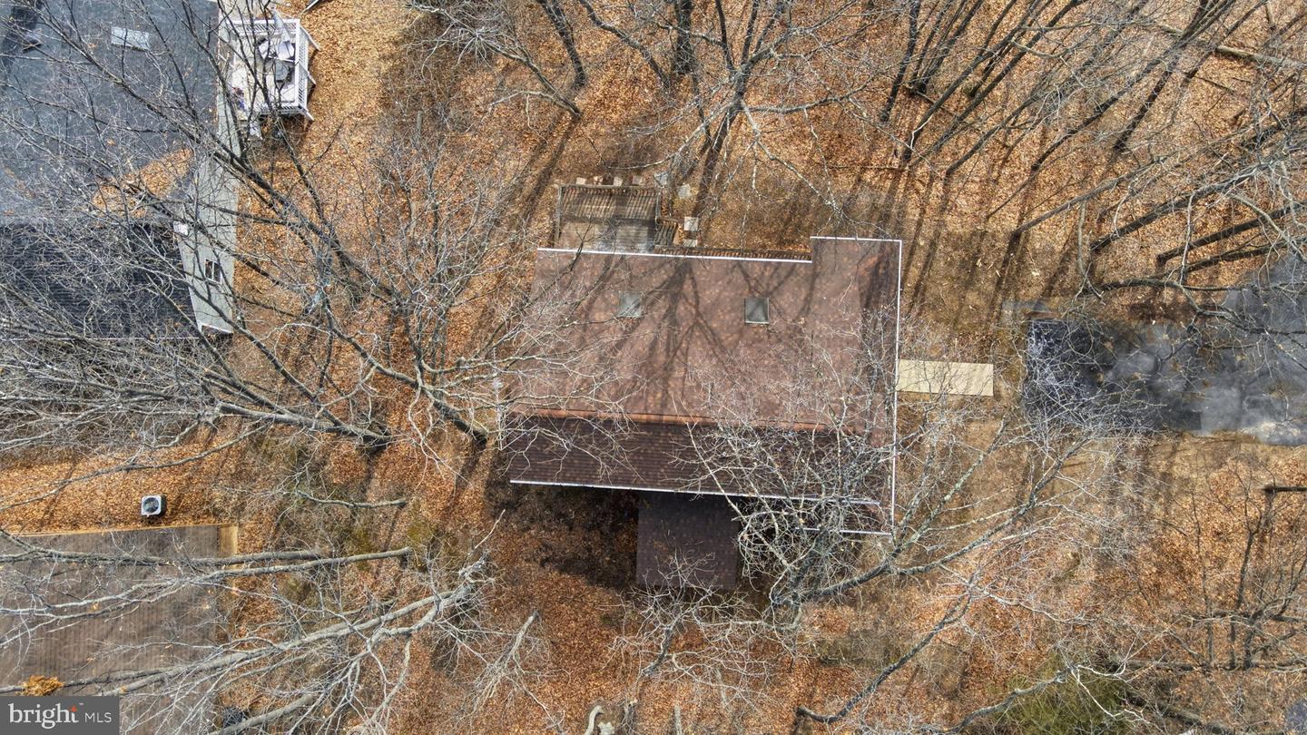 109 HILLTOP CT, CROSS JUNCTION, Virginia 22625, 3 Bedrooms Bedrooms, 7 Rooms Rooms,2 BathroomsBathrooms,Residential,For sale,109 HILLTOP CT,VAFV2039644 MLS # VAFV2039644