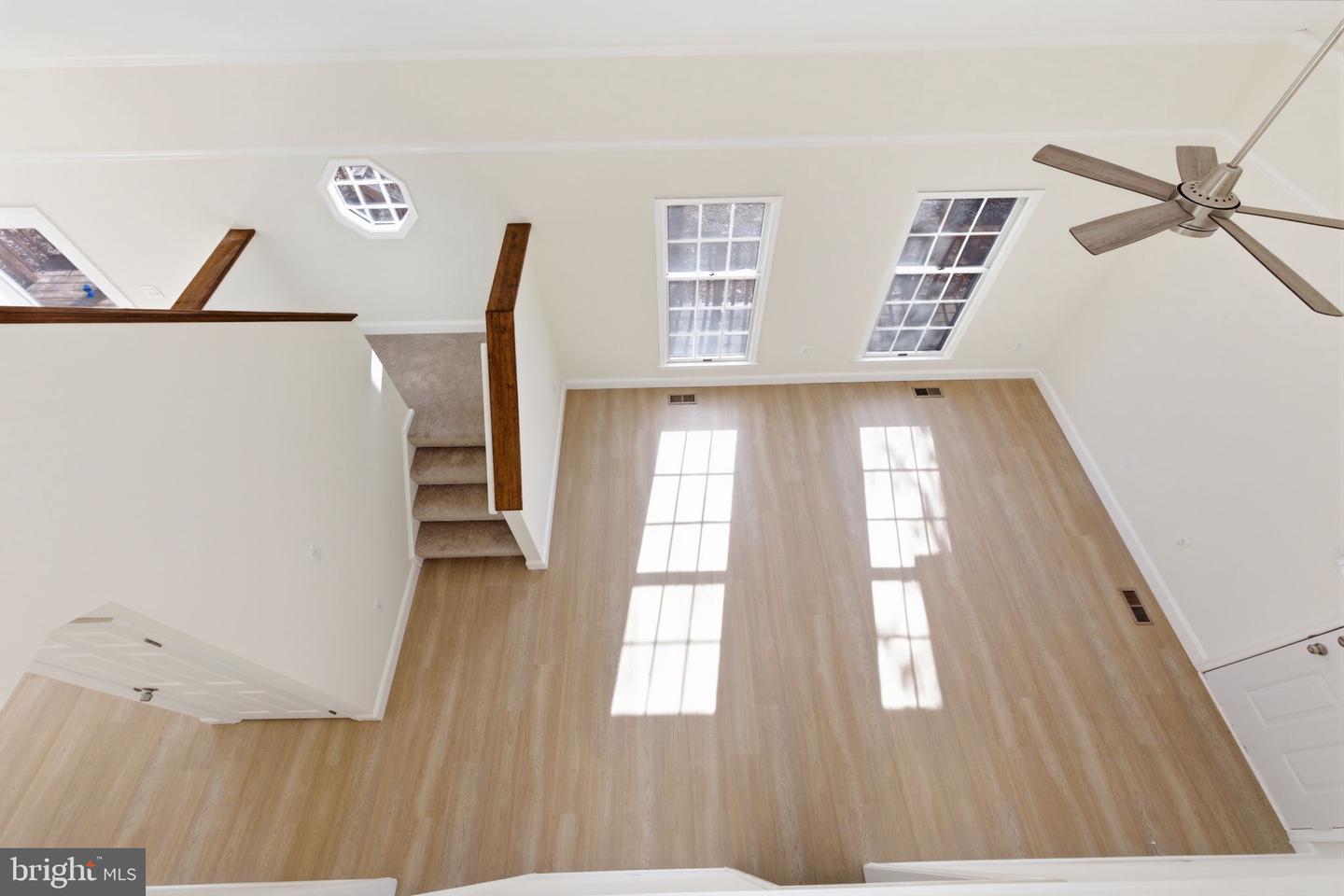 109 HILLTOP CT, CROSS JUNCTION, Virginia 22625, 3 Bedrooms Bedrooms, 7 Rooms Rooms,2 BathroomsBathrooms,Residential,For sale,109 HILLTOP CT,VAFV2039644 MLS # VAFV2039644