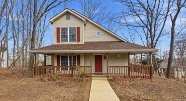 109 HILLTOP CT, CROSS JUNCTION, Virginia 22625, 3 Bedrooms Bedrooms, 7 Rooms Rooms,2 BathroomsBathrooms,Residential,For sale,109 HILLTOP CT,VAFV2039644 MLS # VAFV2039644