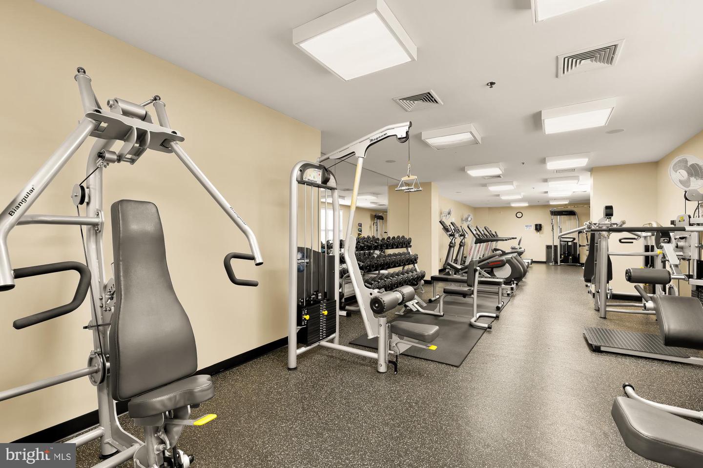 910 M ST NW #804, WASHINGTON, District Of Columbia 20001, 1 Bedroom Bedrooms, 6 Rooms Rooms,1 BathroomBathrooms,Residential,For sale,910 M ST NW #804,DCDC2246596 MLS # DCDC2246596