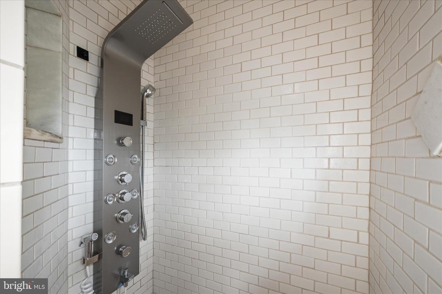 325 S CHURCH ST, BERRYVILLE, Virginia 22611, 5 Bedrooms Bedrooms, ,3 BathroomsBathrooms,Residential,For sale,325 S CHURCH ST,VACL2006510 MLS # VACL2006510